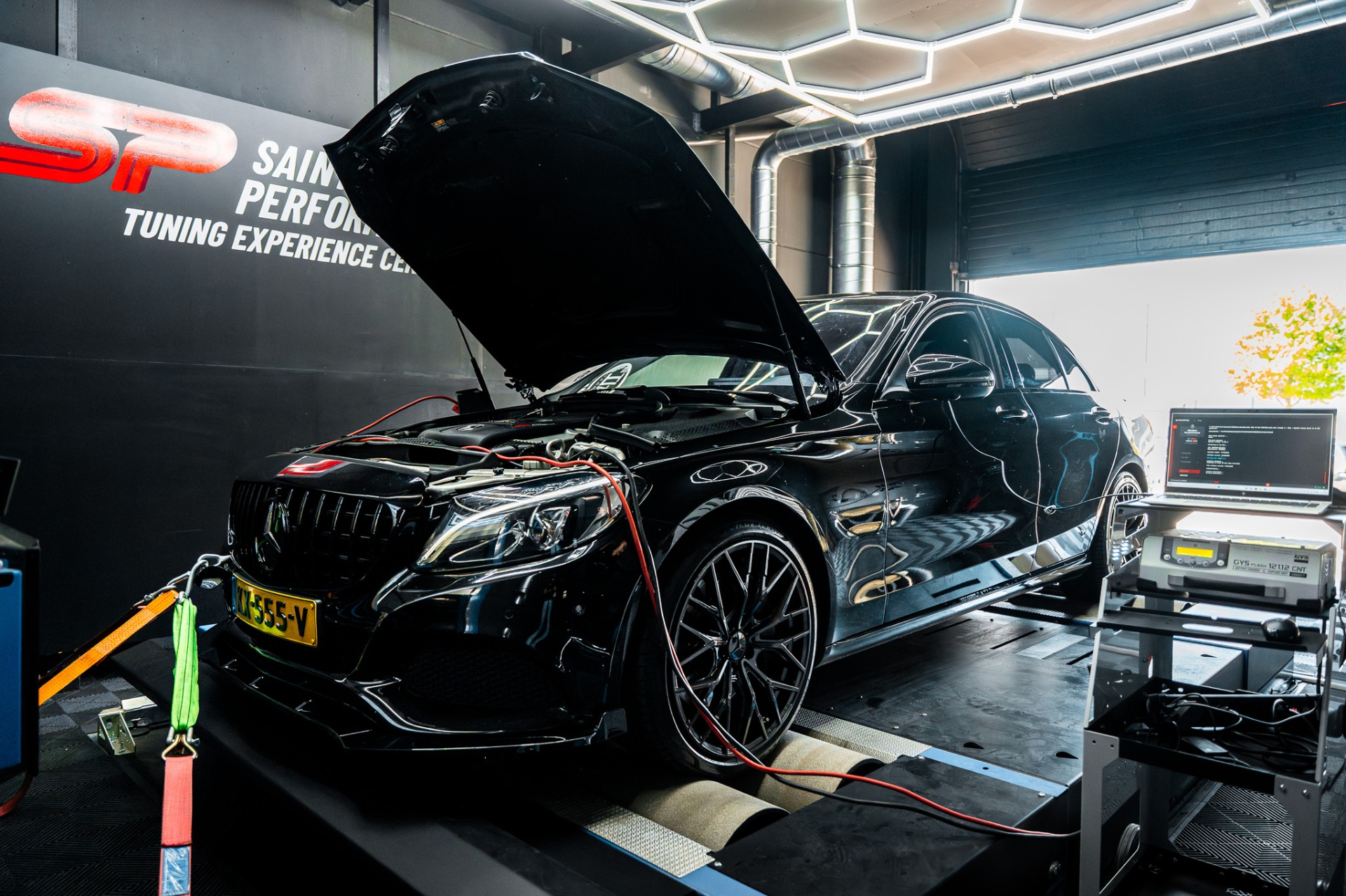 Mercedes-AMG C63 op de dyno